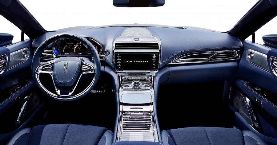 Торпедо Lincoln Continental Concept 2015 года  (фото 11 из 12)